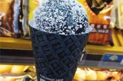 雪糕网红,夏日清凉新宠,甜蜜潮流风向标